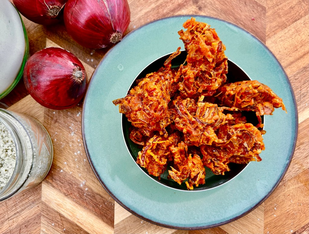 Pyaj ko pakora : beignets d’oignons